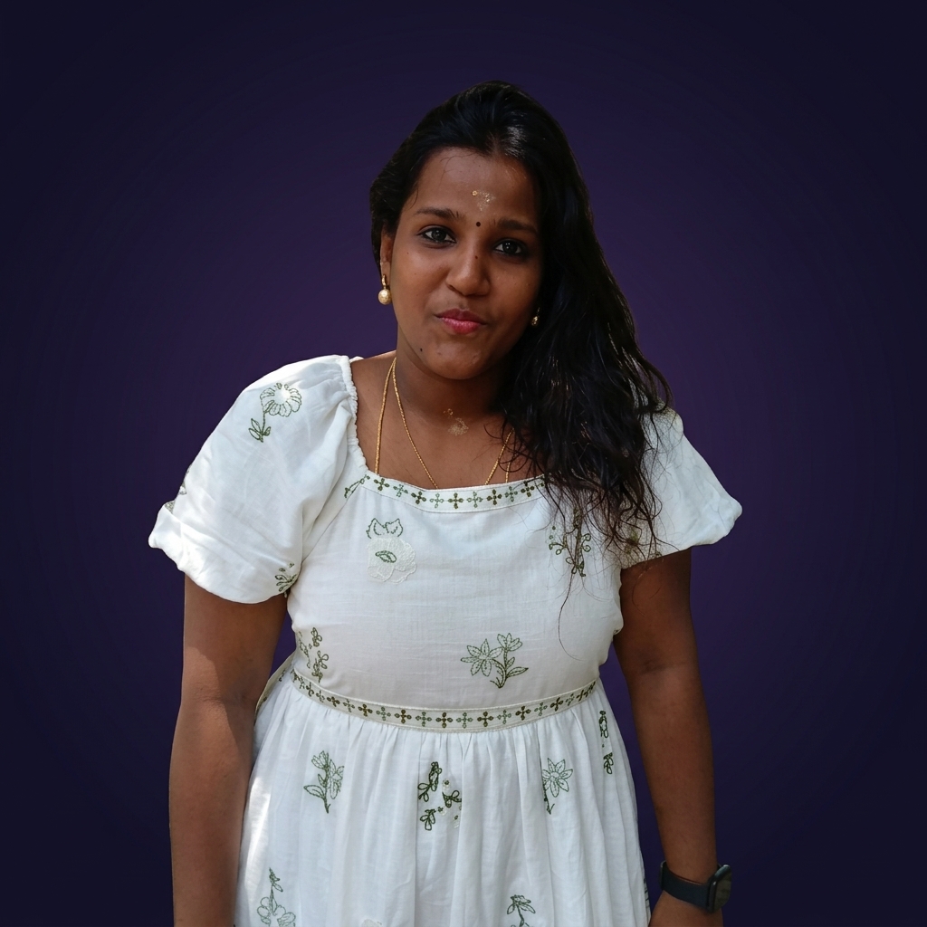 Jamuna — Freelance Graphic Designer with 6 Years Experience